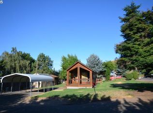 389 NW Bohna, Dufur, OR 97021