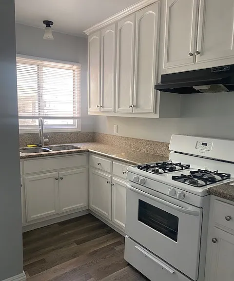 5081 Pickford St — Photo 1