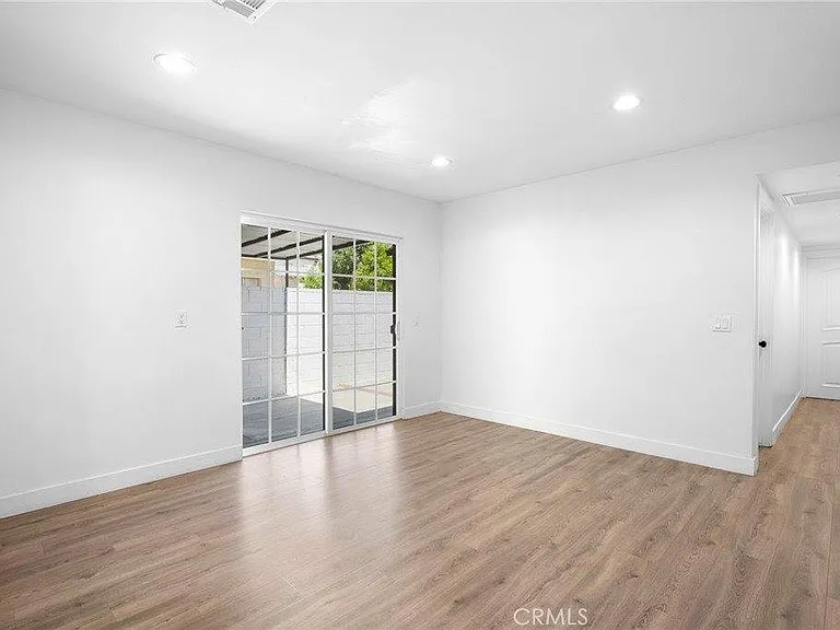 1010 Mariposa St — Photo 9