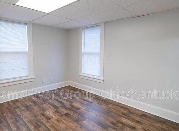 5th image of 219 E Burgess St Unit 2