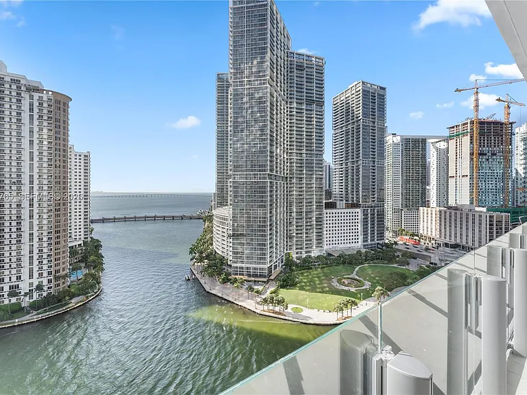 300 Biscayne Boulevard Way #1802 — Photo 4