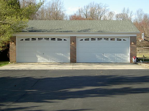 4 car detached garage