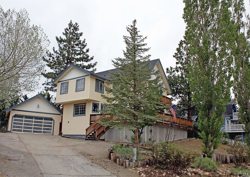 1st image of 211 Mann Dr