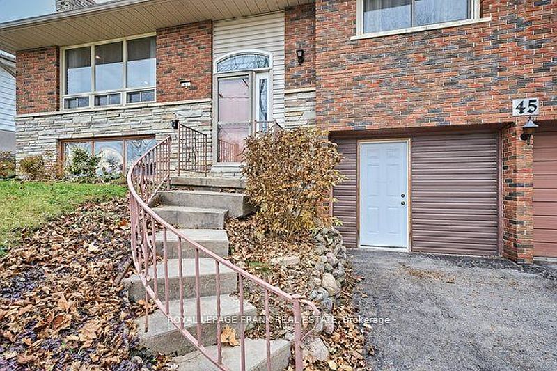 Peterborough House for rent - 3 Bedrooms — photo 2