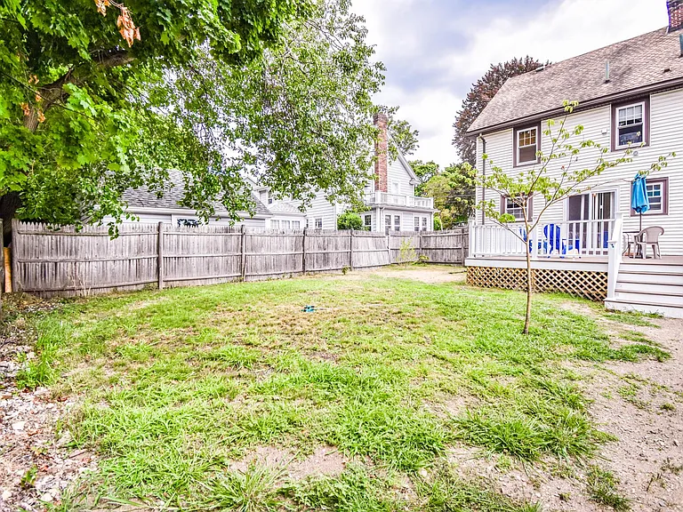 36 Whittier Rd — Photo 49
