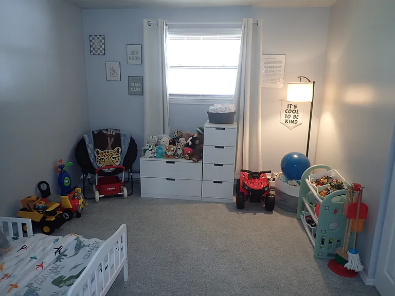 58 Dorman Ave — Photo 26