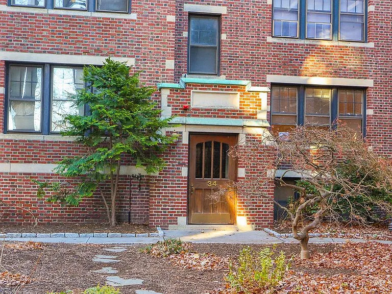 34 Ash St #103 — Photo 16