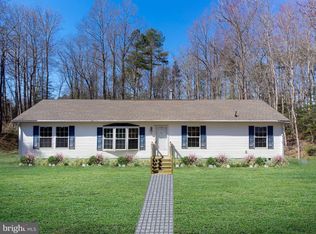 45 Robin Rd, Warsaw, VA 22572