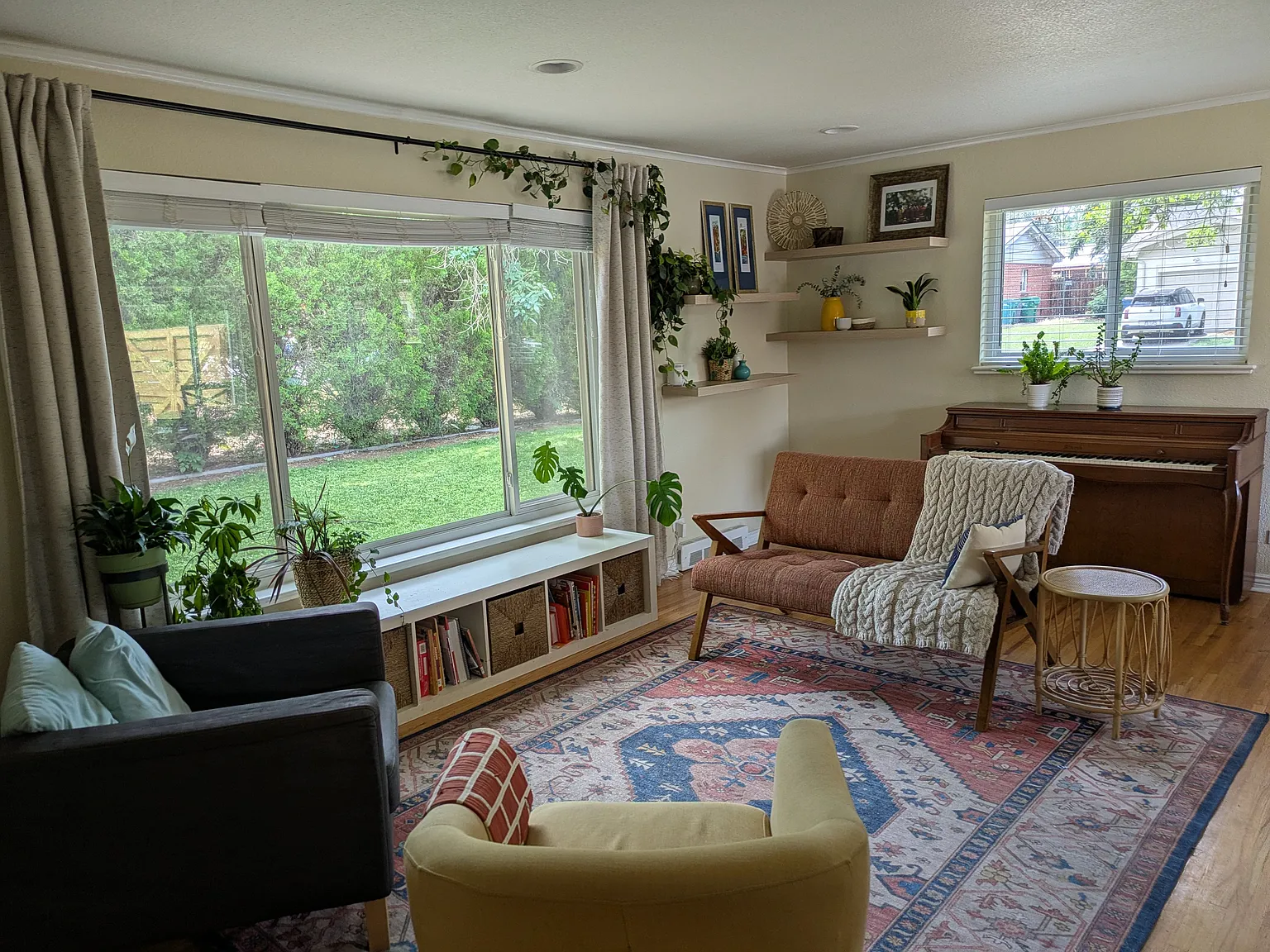 4 bed, 1955 sqft, $3,095 — Photo 4