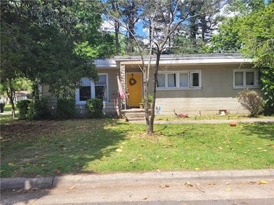 2220 Bradley St, Greensboro, NC, 27406