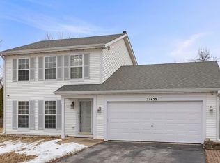 21459 W Georgetown Dr, Plainfield, IL 60544