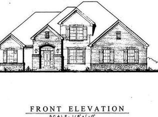 9 Whispering Oak Trl, Green Township, OH 45247
