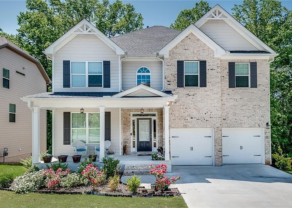 1st image of 3315 Trowbridge Dr