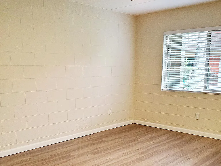 3765 North Campbell Avenue — Photo 19