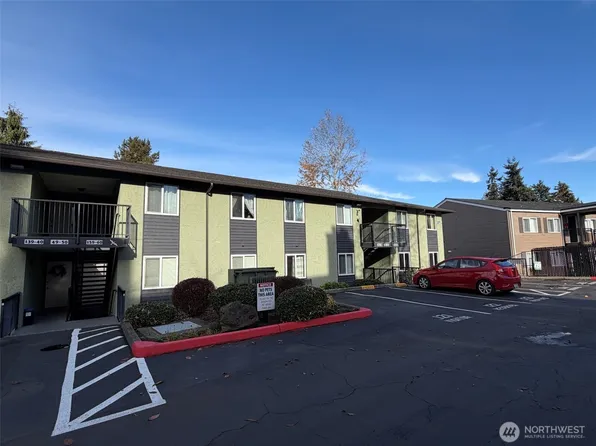 615 75th Street SE #C-52, Everett, WA 98203
