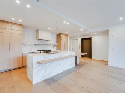 316 Garden St #201, Hoboken, NJ, 07030