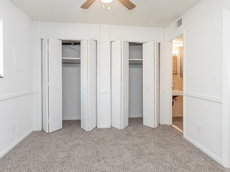 400 Lewis St #1 — Photo 2
