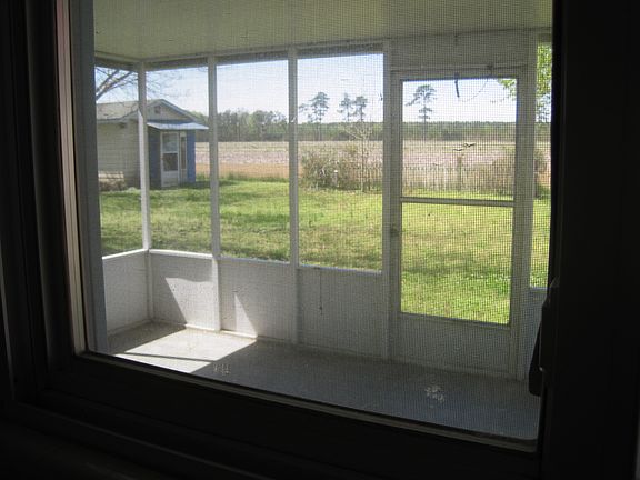 screen room
