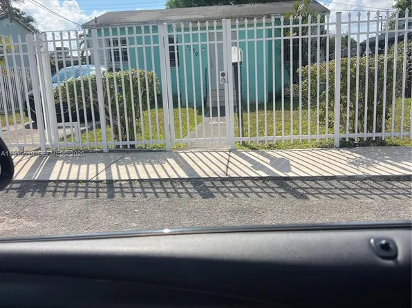 1530 NW 55th St, Miami, FL 33142