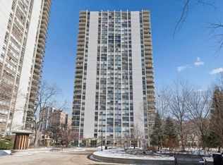 1355 N Sandburg Ter APT 2103, Chicago, IL 60610