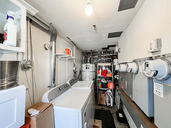 2nd image of 1883 Vallejo St #1