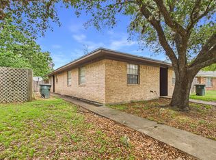 2208 Young Pl, Bryan, TX 77807