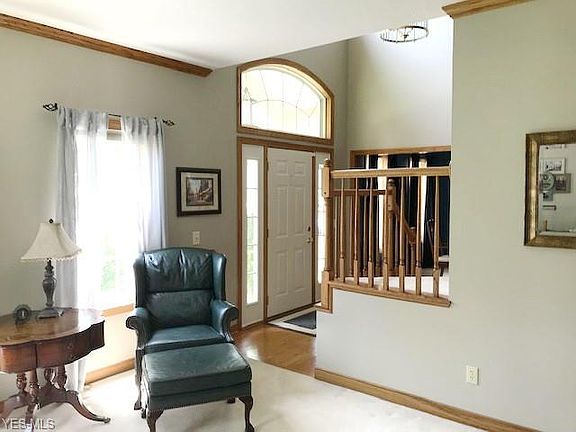 5th image of 2811 Greenville Ln