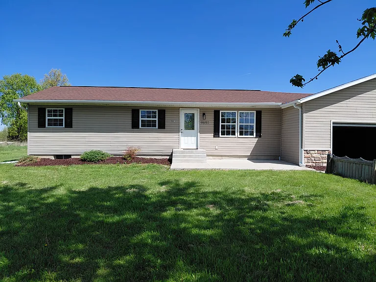 9691 E Ball Rd — Photo 1