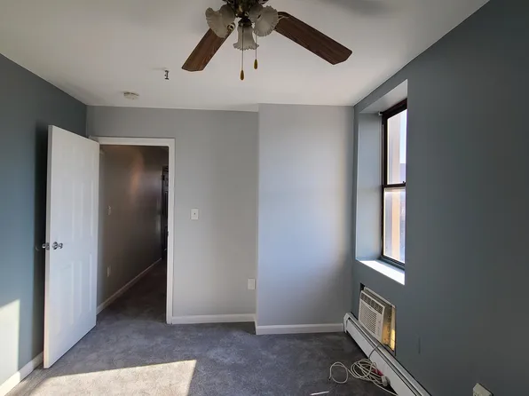 4905 Park Avenue image 9 of 12