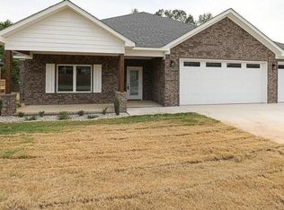211 Grant Dr, Bryant, AR 72022