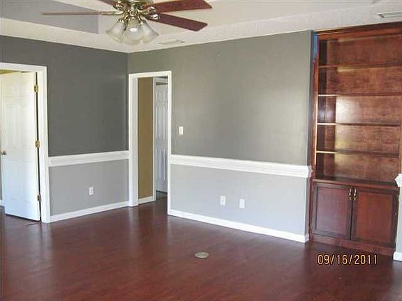 3rd image of 11422 Grand Terrace Cir N