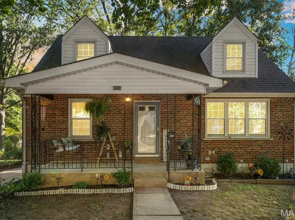 9804 Allendale Dr, Saint Louis, MO 63123
