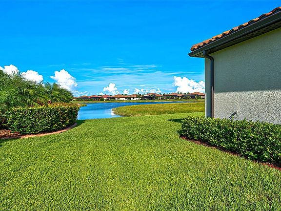 3rd image of 20585 Granlago Dr