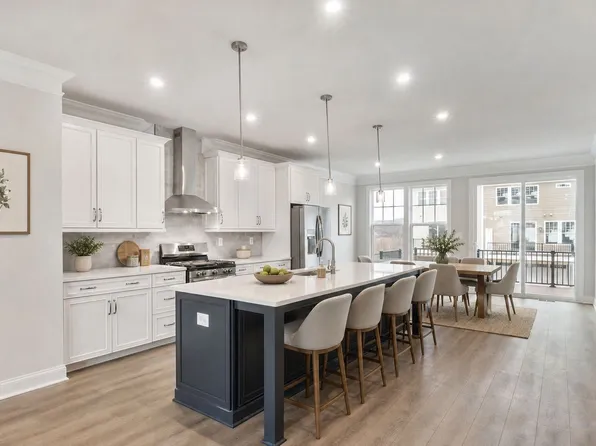 3615 Hilah Ln, Charlottesville, VA 22901