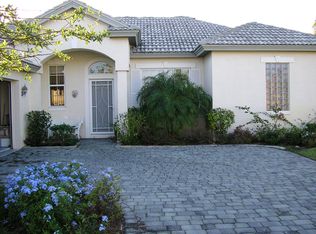 418 NW Canterbury Ct, Port Saint Lucie, FL 34983