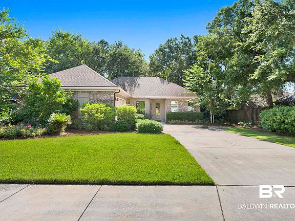 2nd image of 20364 Cadena Creek Ave