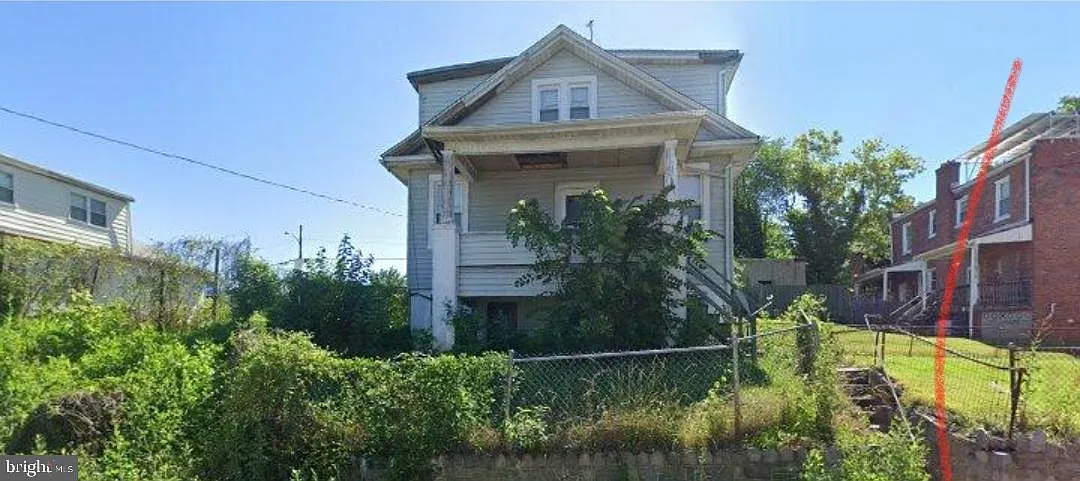 1522 White Pl SE photo 1