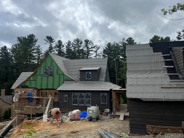 34 Baby Bear Loop, Cashiers, NC 28717