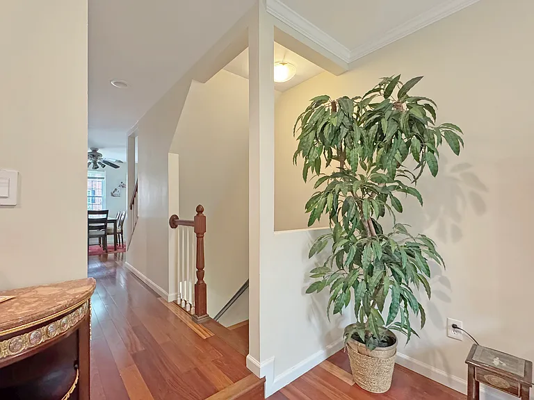 7760 Marshall Heights Ct — Photo 4
