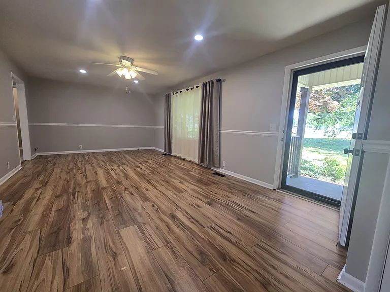 1775 Winchester Rd NE — Photo 7