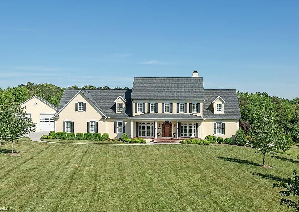 1st image of 7304 Autumn Lake Dr