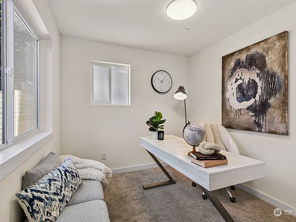 5th image of 18030 2nd Avenue NE #B