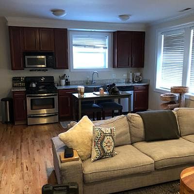 2nd image of 1324 W Hood Ave #1D