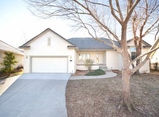 12811 E Crest Ridge Cir, Wichita, KS 67230