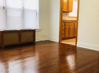 2592 45th St APT 3, Astoria, NY 11103