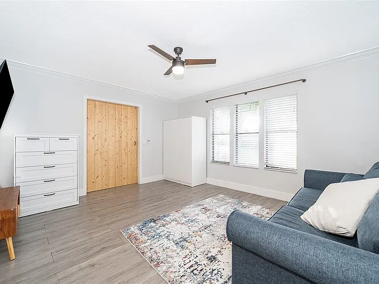 7118 Caloosa Ct — Photo 24