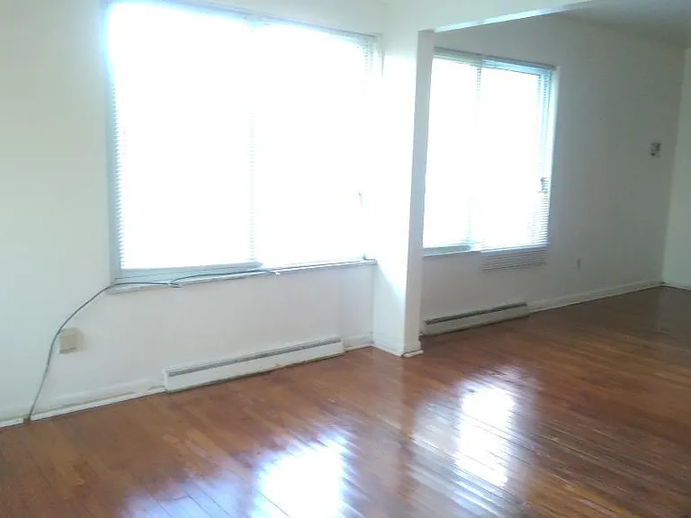 271 Bloomfield Blvd — Photo 3