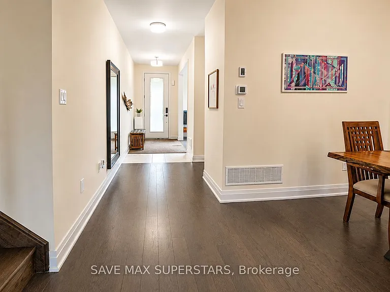 4 Sweet Cicely St — Photo 43