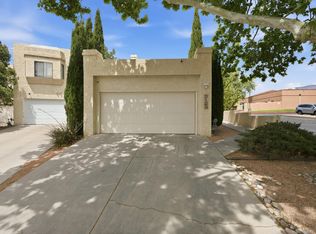 10021 Lagrima De Oro Rd NE, Albuquerque, NM 87111