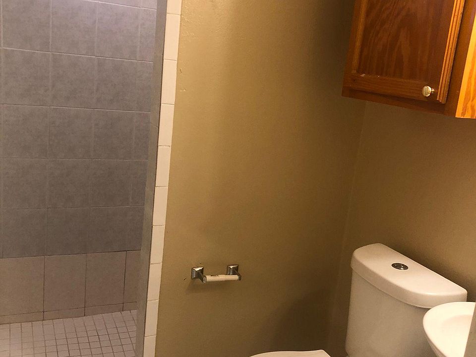 1st image of 2204 Kimberly Ln APT 4